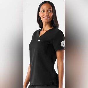 Figs Catarina One Pocket Top - size Small